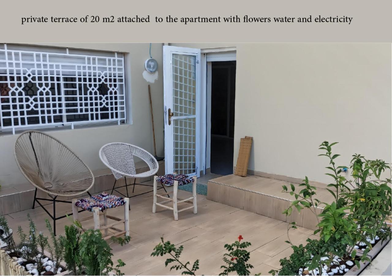 Appartement Julia Au Centre Ville Agadir Dans Residence Borj Dalat Exterior photo