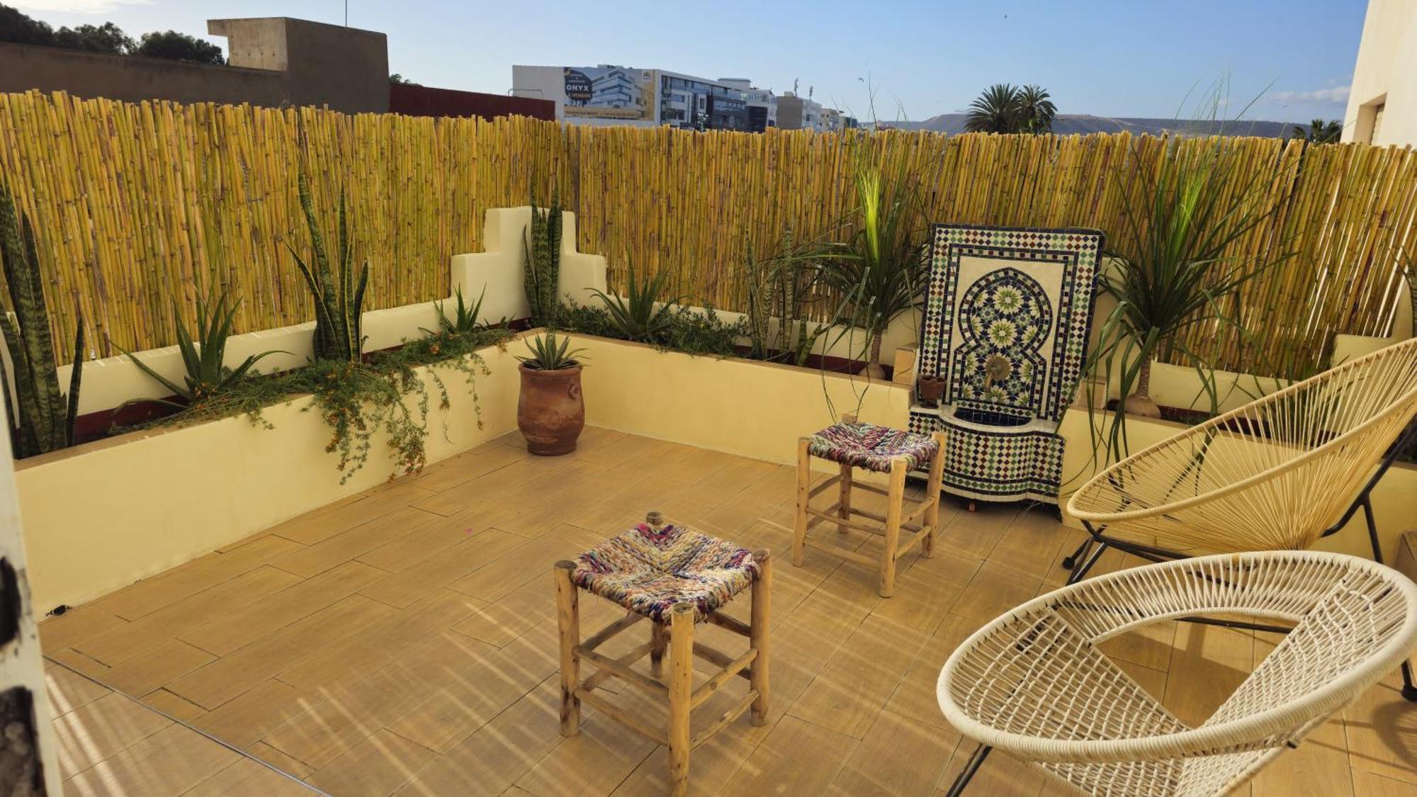 Appartement Julia Au Centre Ville Agadir Dans Residence Borj Dalat Exterior photo